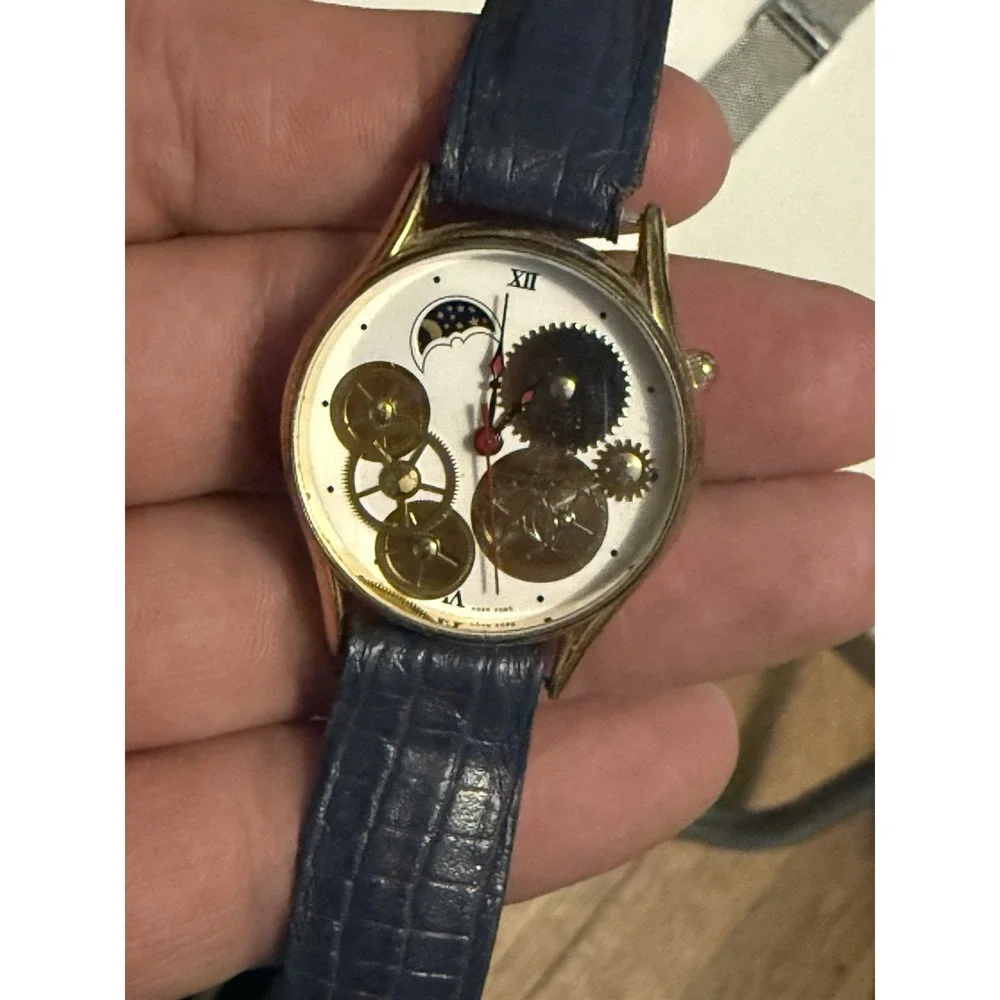 Lot‎ Of 5 Unbranded Watches , Untested , Needs Battery